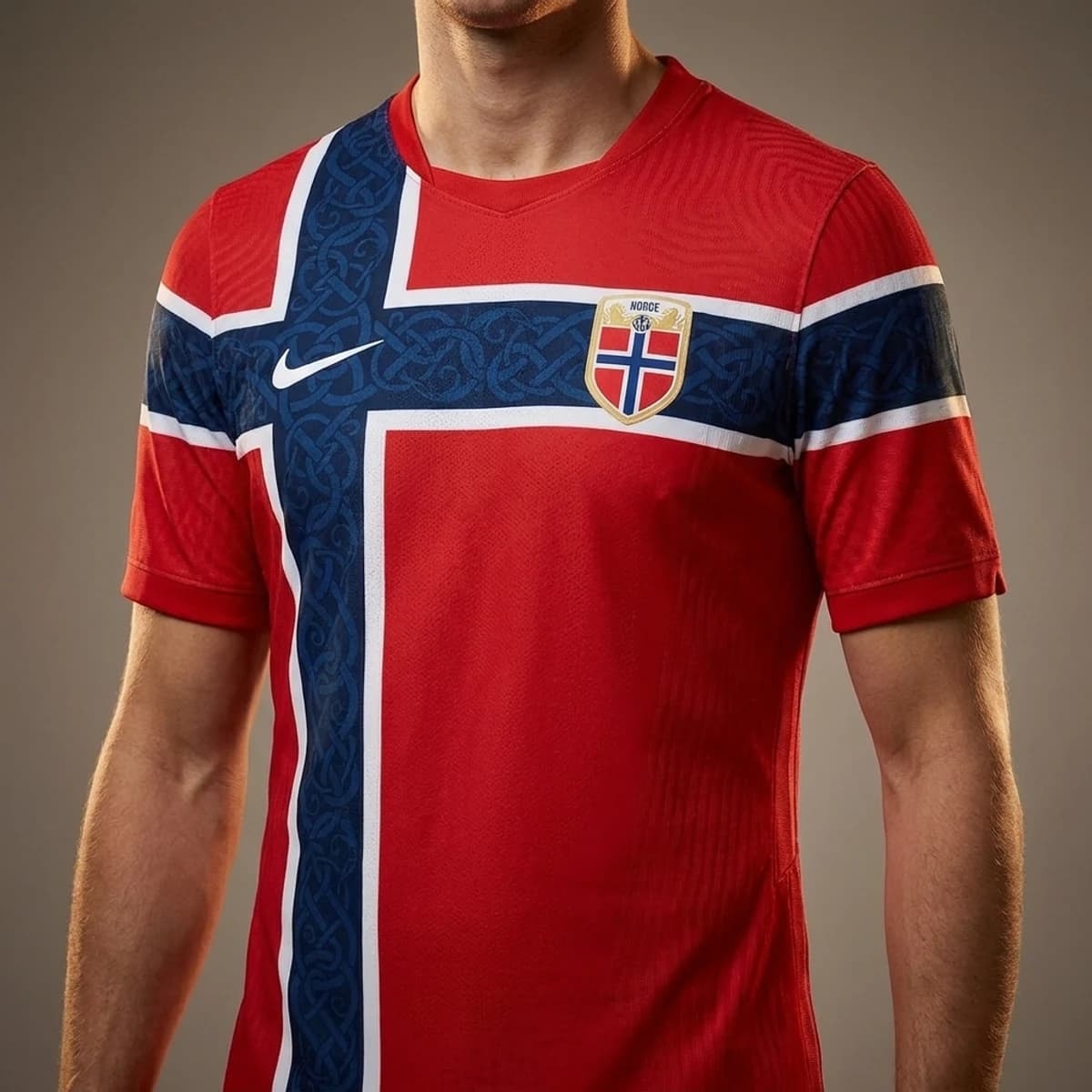 Noorwegen Thuisshirt 2026 — close-up van embleem, logo en stof