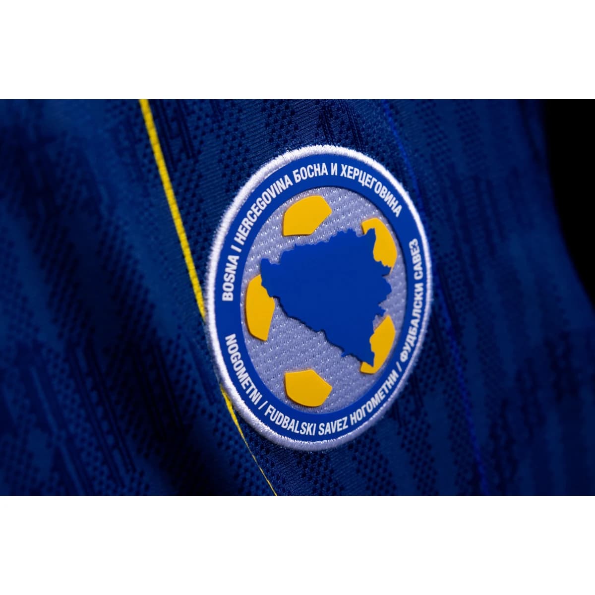 Detail van het Bosnië WK 2026 thuisshirt