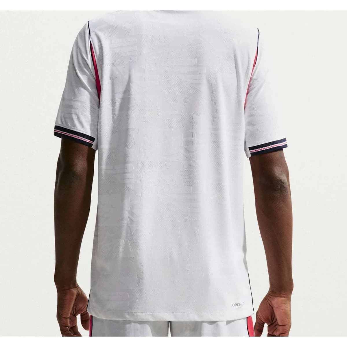 Achterkant van een voetbalshirt met ruimte voor naam en nummer